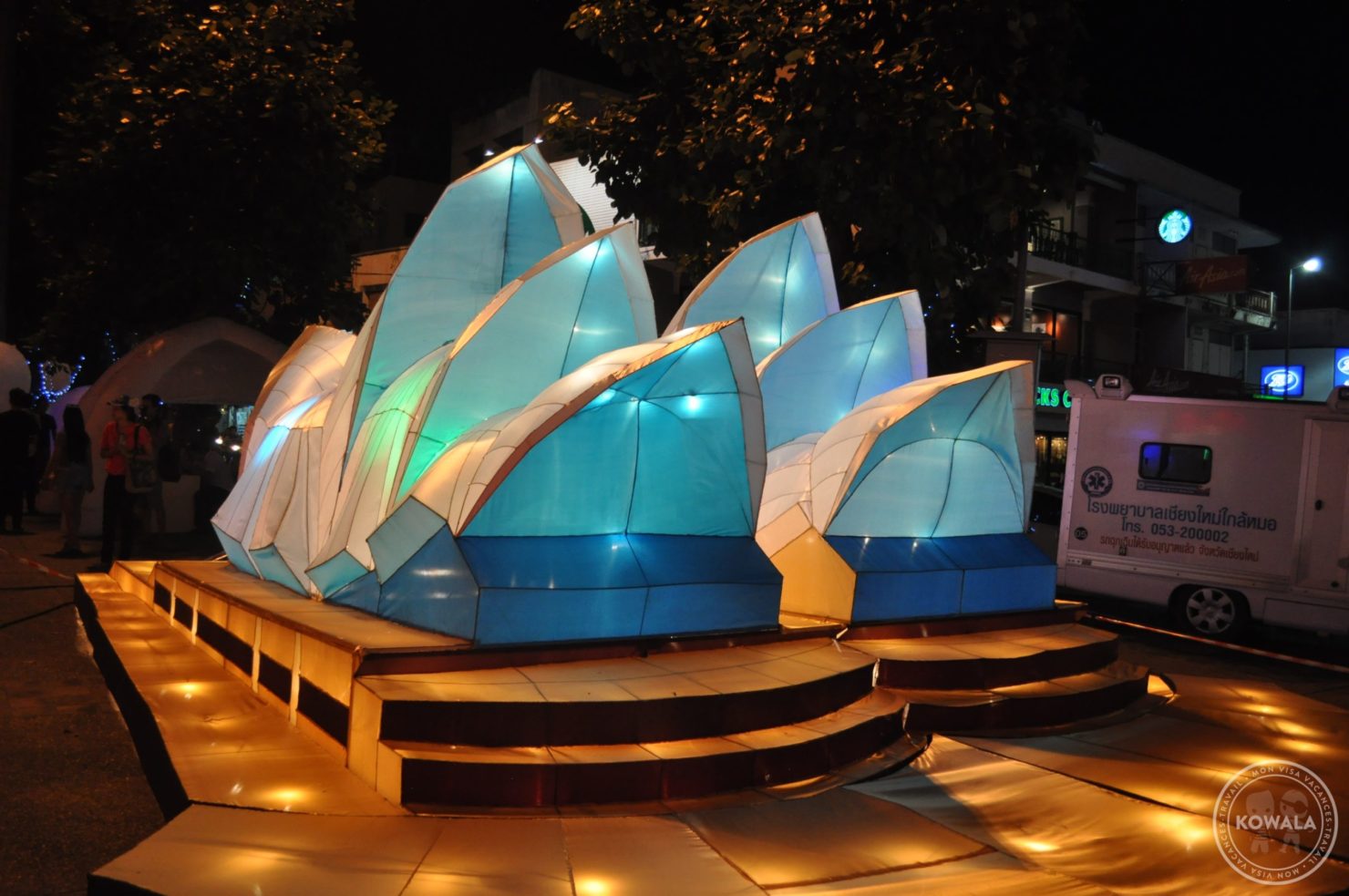 Lanterne de l'Opéra de Sydney à Chiang Mai
