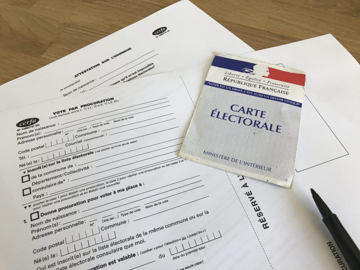 voter et donner procuration quand on est à l'étranger ou en PVT : documents et démarches