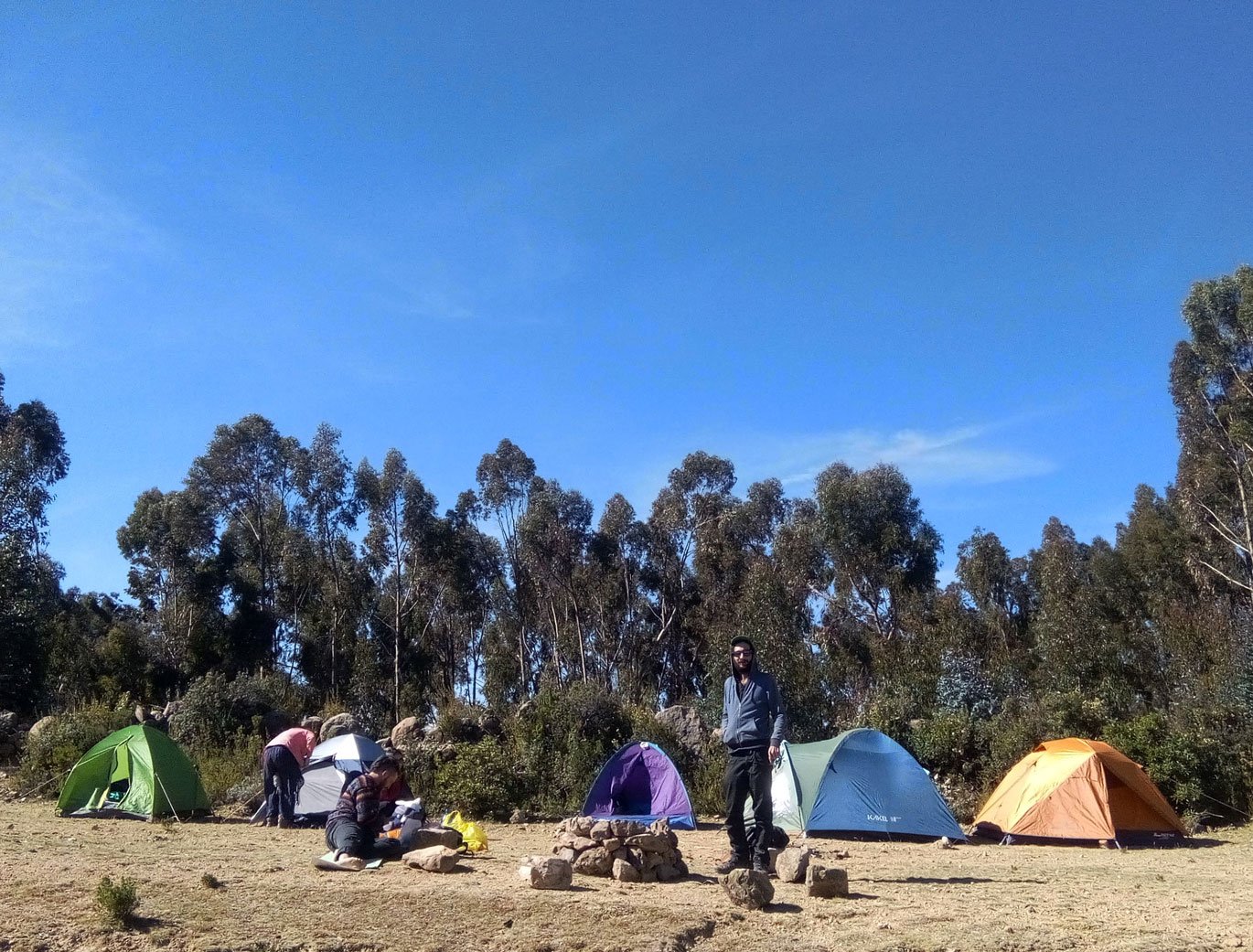 Camping sur la isla del sol en Bolivie