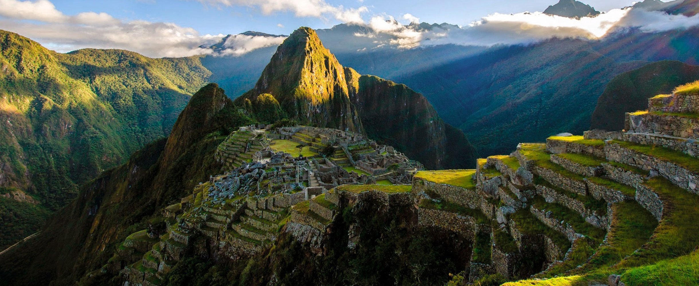 Le Machu Picchu en couverture du guide PVT Brésil
